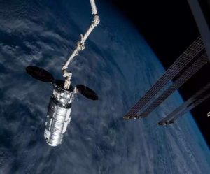 iss_strucher