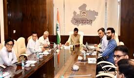 मुख्यमंत्री डॉ. यादव ने की नवीन एवं नवकरणीय ऊर्जा विभाग की योजनाओं की समीक्षा