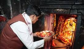 मुख्यमंत्री डॉ. यादव ने दंतेवाड़ा में मां दंतेश्वरी के दर्शन कर की सर्वकल्याण की प्रार्थना