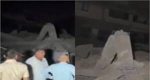 दिल्ली में बड़ा हादसा, महरौली में पांच मंजिला इमारत गिरी